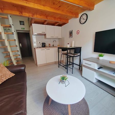 Apartment Hit Загреб Экстерьер фото