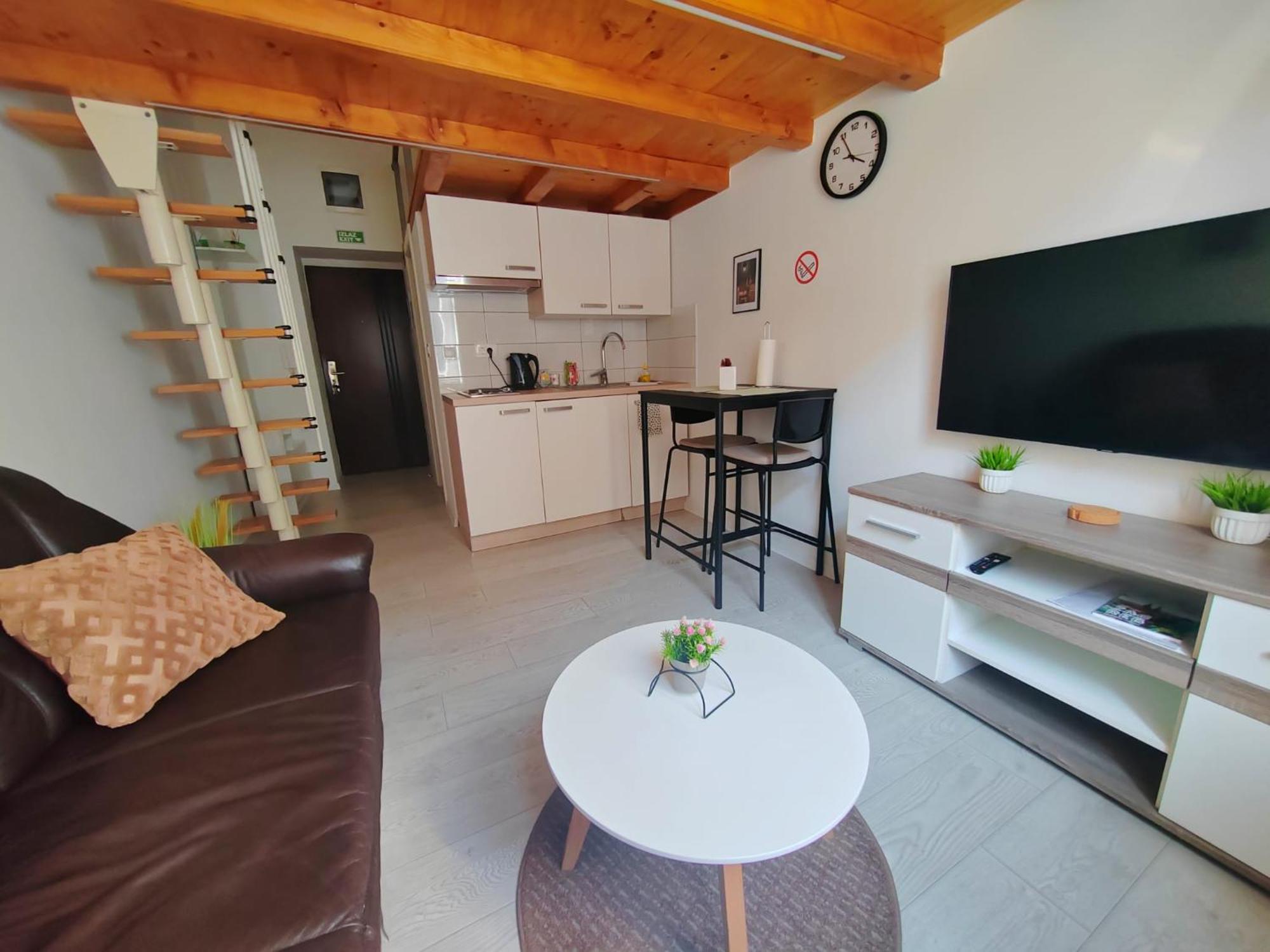 Apartment Hit Загреб Экстерьер фото